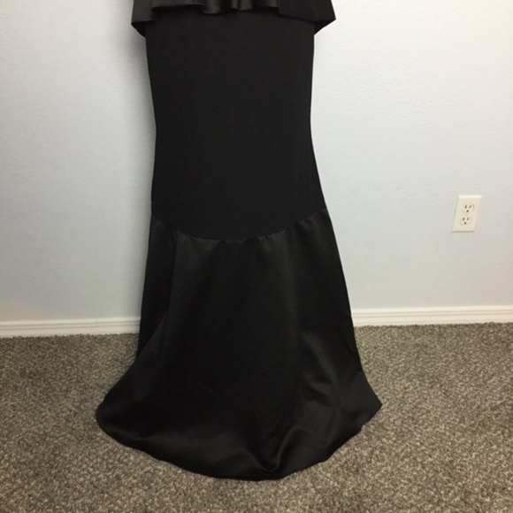 White by Vera Wang Satin & Matte Crepe Peplum Dress with Satin Sash - Picture 5 of 8